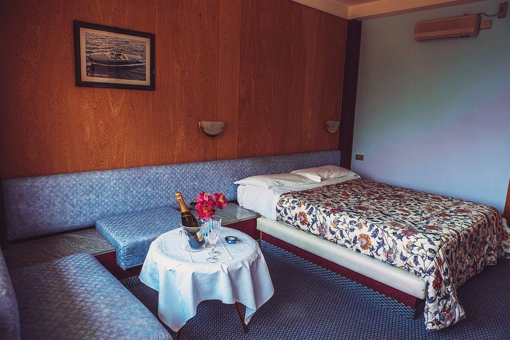 Hotel Nautilus Valmadrera Eksteriør bilde