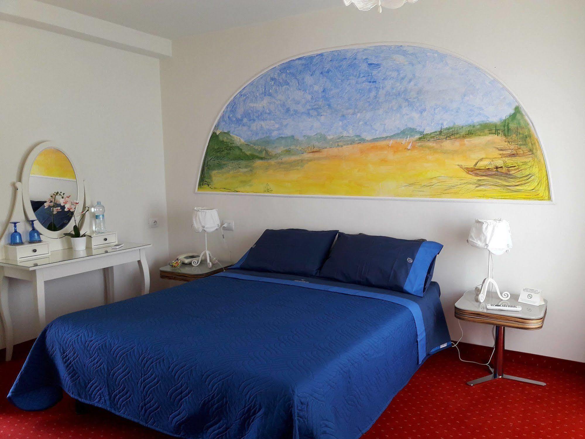 Hotel Nautilus Valmadrera Eksteriør bilde